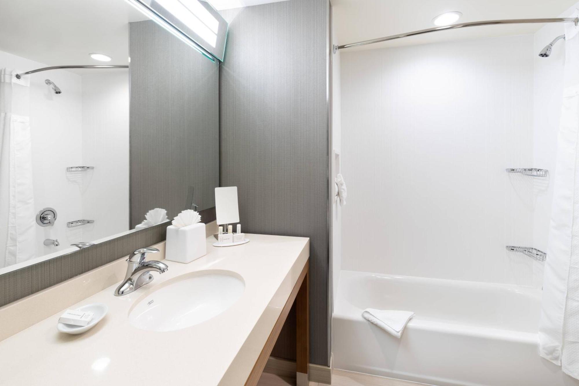 Courtyard By Marriott Bowie Exterior photo